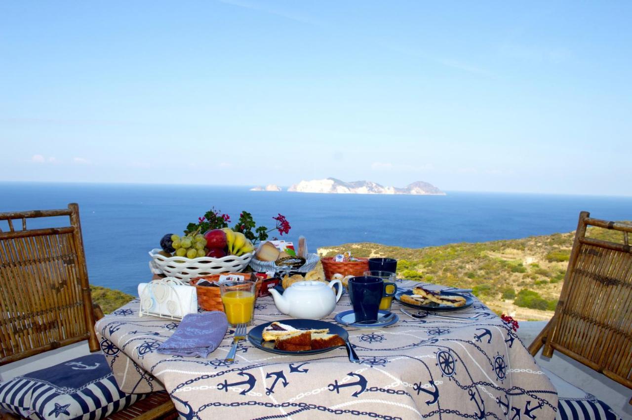 Guest House Villa Il Gabbiano Понца Екстериор снимка