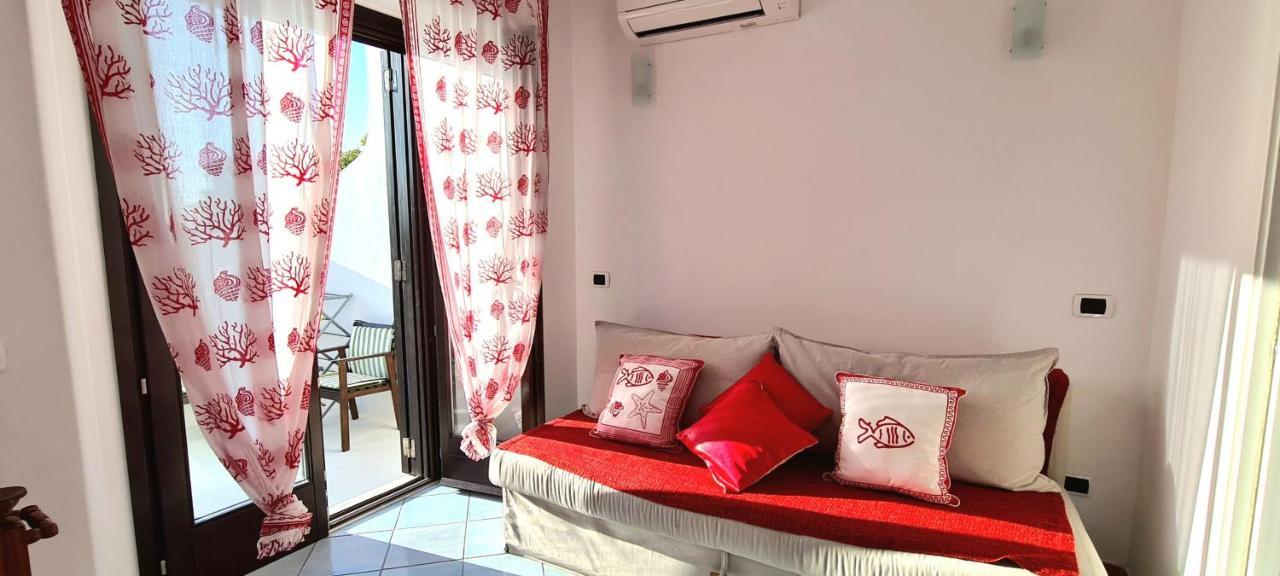 Guest House Villa Il Gabbiano Понца Екстериор снимка