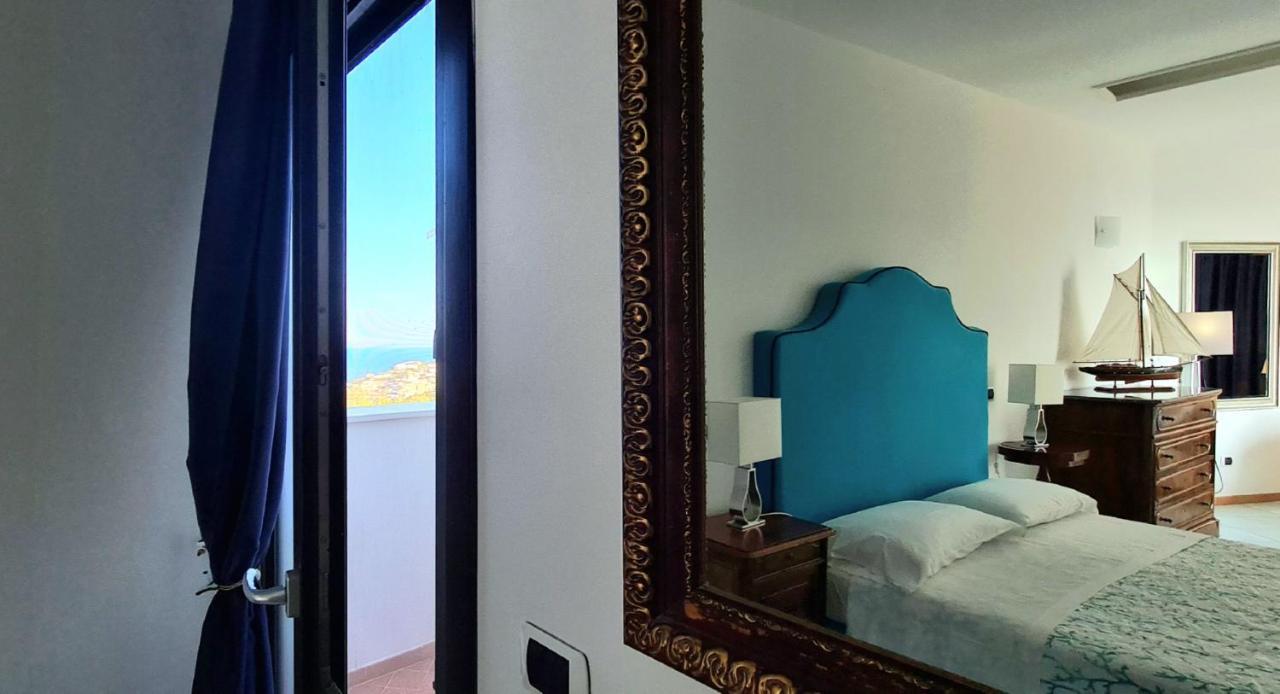 Guest House Villa Il Gabbiano Понца Екстериор снимка