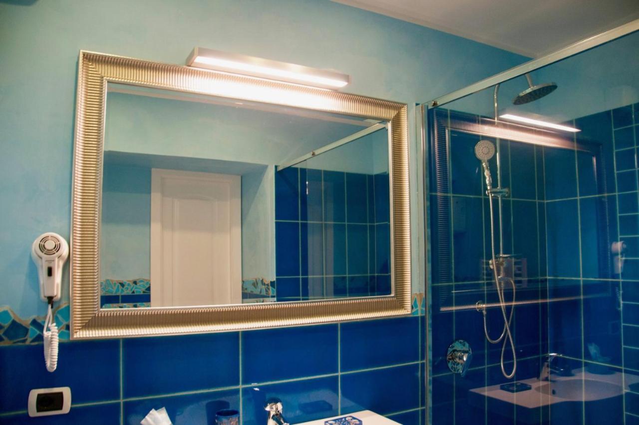 Guest House Villa Il Gabbiano Понца Екстериор снимка