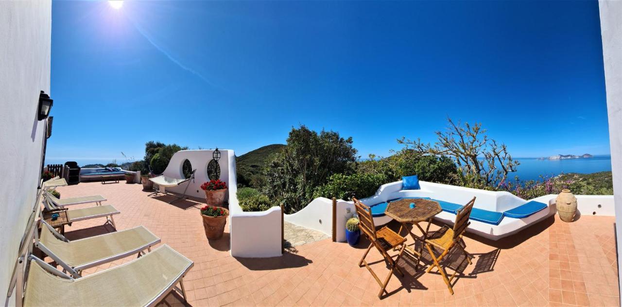 Guest House Villa Il Gabbiano Понца Екстериор снимка