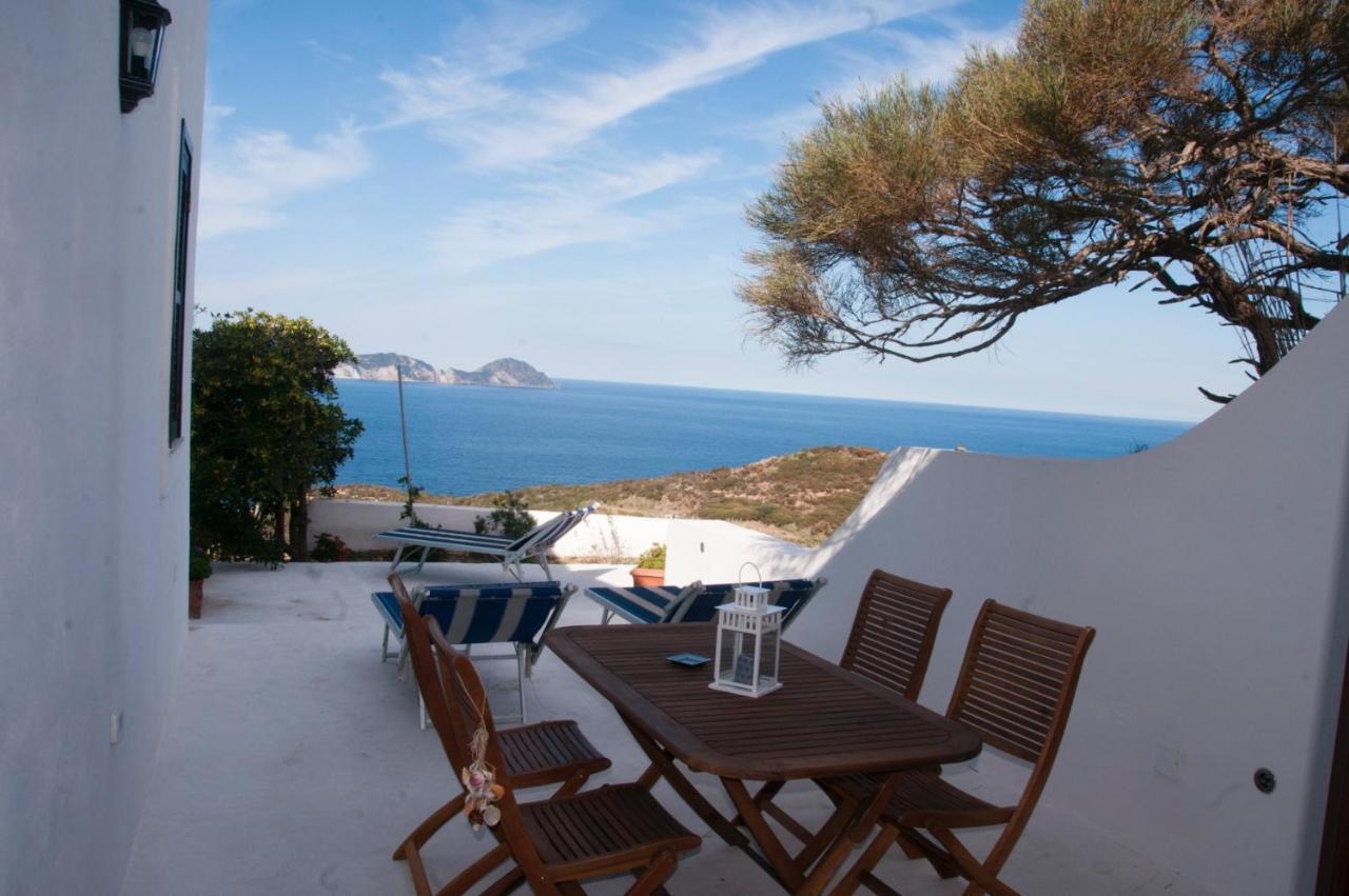 Guest House Villa Il Gabbiano Понца Екстериор снимка