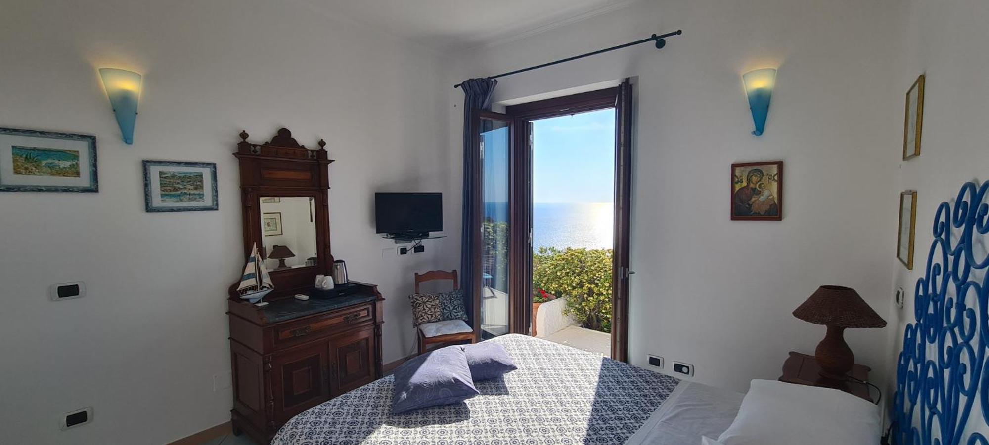 Guest House Villa Il Gabbiano Понца Екстериор снимка
